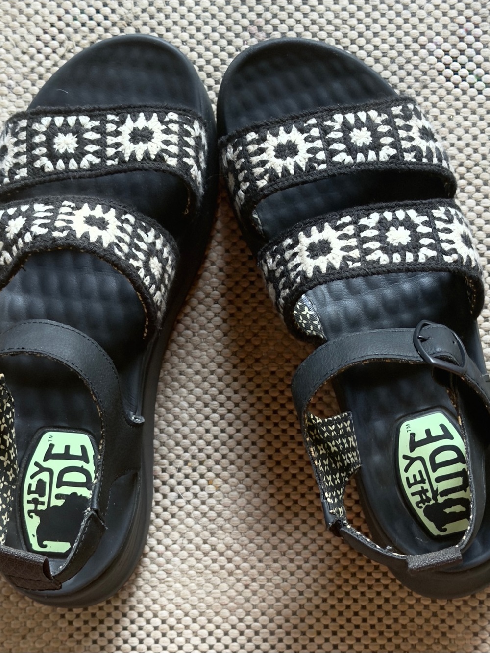 Hey Dude Black Platform Sandals with Cream Patterned Straps - Picture 3 of 5